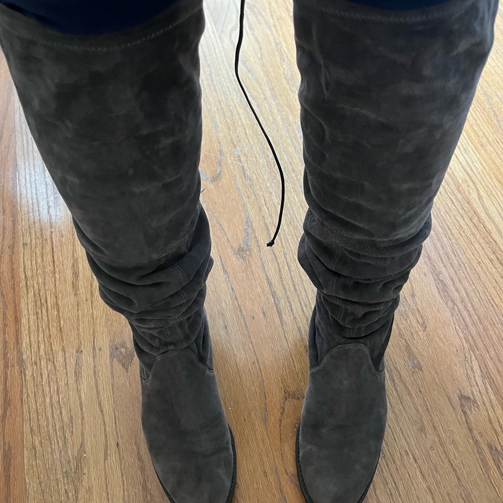 Stuart weitzman suede boots! Worn once! Si…